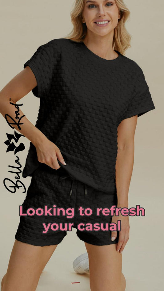 Elevate Your Chill with This T-Shirt Set