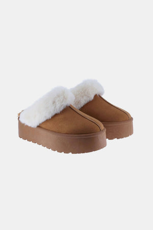 Cozy Weeboo Thick Bottom Fur Trim Snow Slippers with luxurious fur detail perfect for comfort and warmth during cold months.