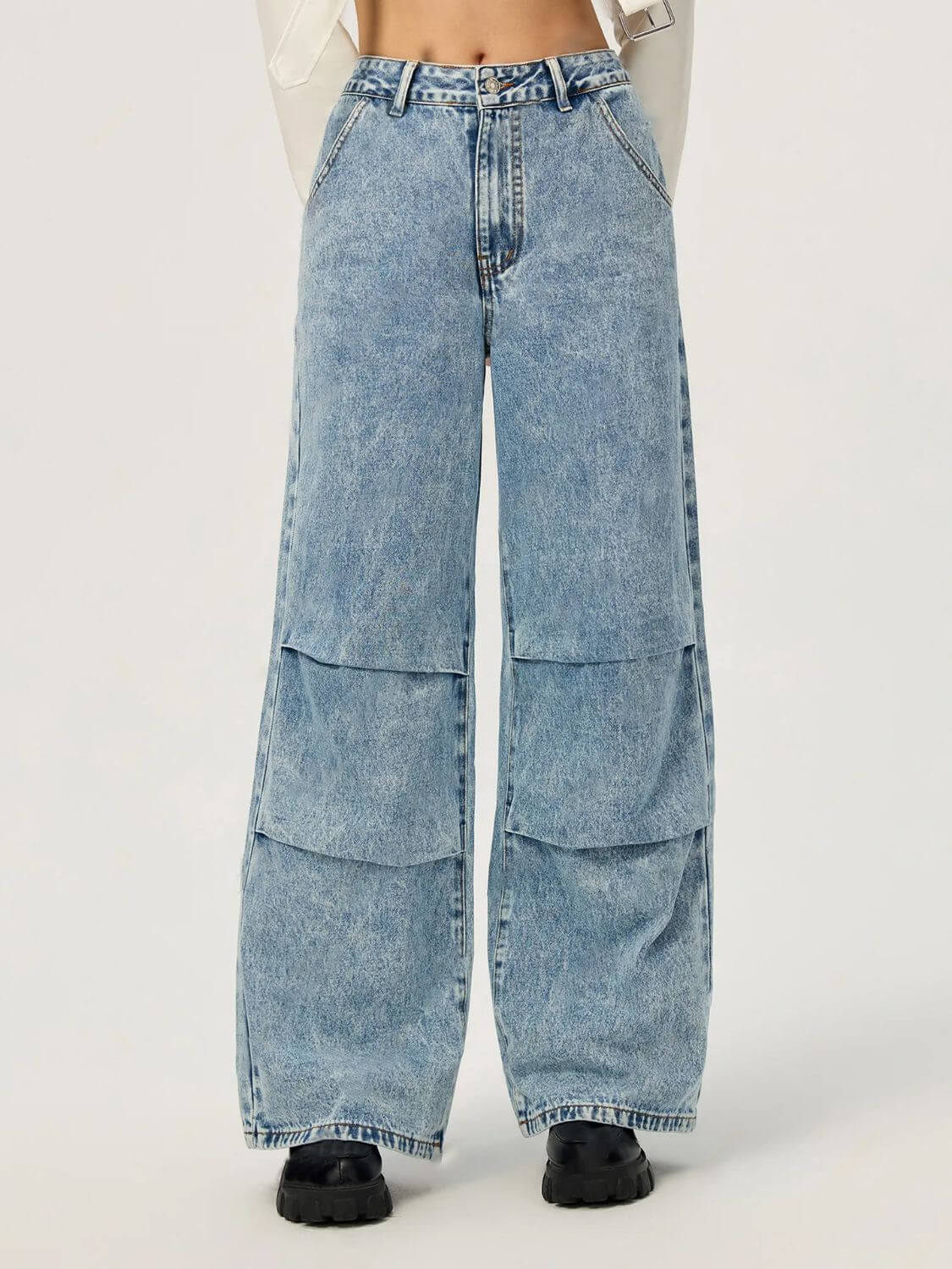 Bella Road wide leg denim jeans with pockets in light wash, perfect for casual styling and comfort.