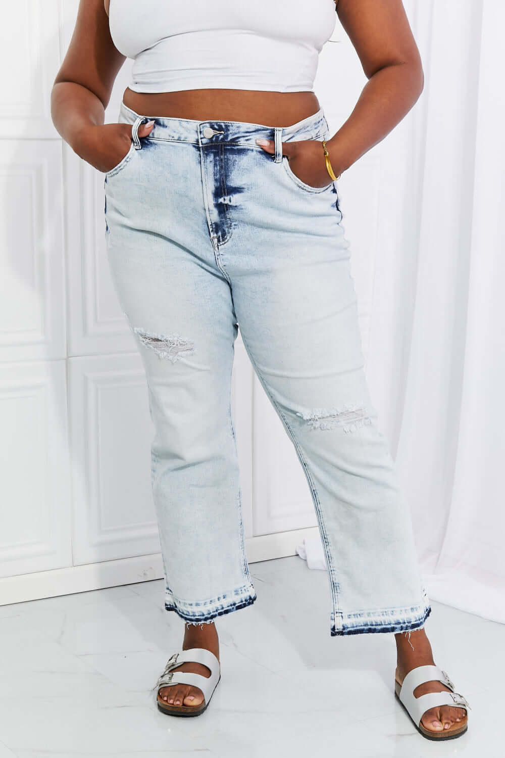 Flattering Camille Acid Wash Crop Straight Jeans from Risen Jeans with vintage vibe, distressed detail, pockets, and trendy cropped length