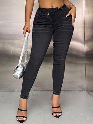 Asymmetric Waist Jeans with Pockets | Petite