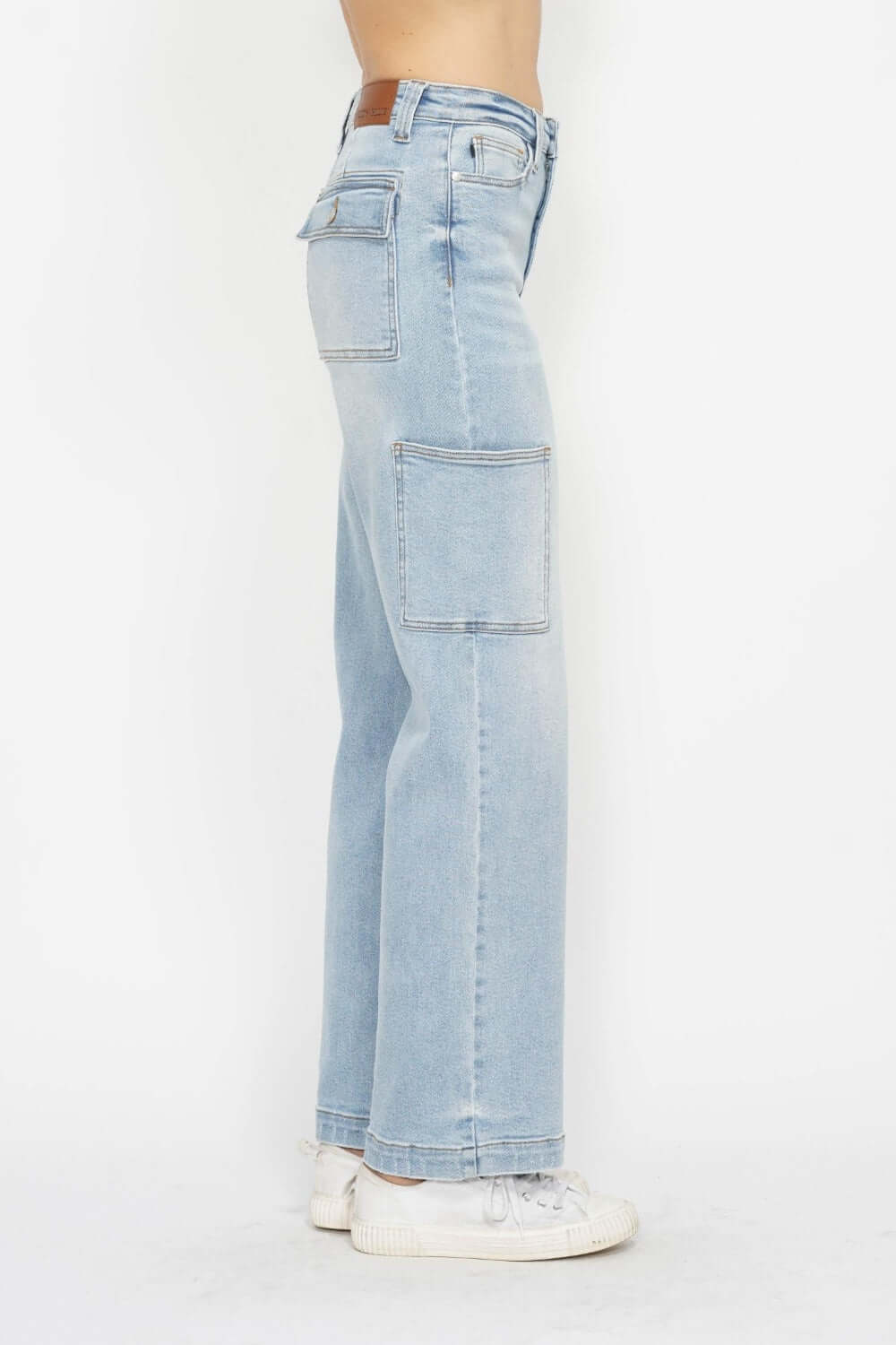 Side view of high waist straight cargo jeans with multiple pockets by Judy Blue Jeans