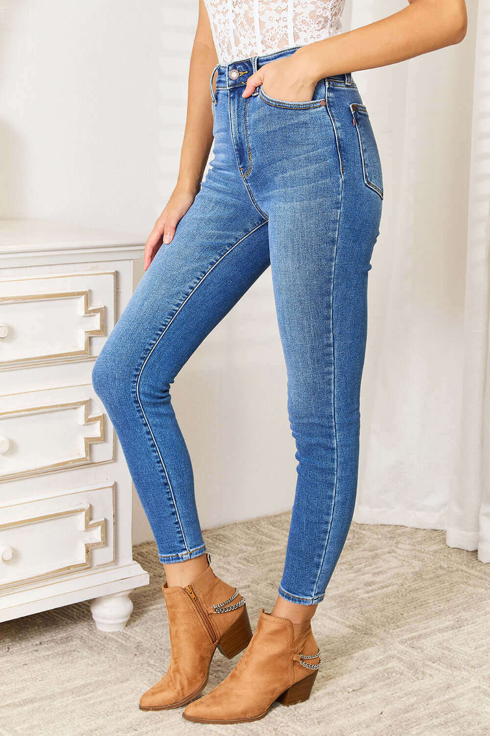 High Waist Skinny Jeans in medium ash wash, Judy Blue Jeans, full-size, flattering fit, clean look, slightly stretchy, worn by model