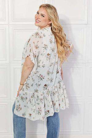 JUSTIN TAYLOR Meadow of Daisies Floral Kimono at Bella Road