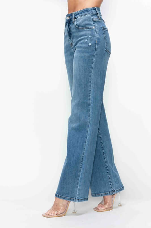 bytos High Rise Wide Leg Jeans in blue with pockets, showcasing a stylish and comfortable fit perfect for any occasion.