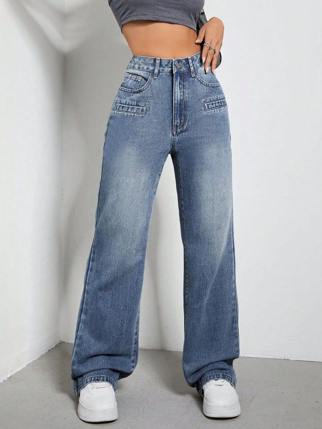 Bella Road High Rise Wide Leg Jeans with pockets, buttoned and slightly stretchy, made of 85% cotton and 15% polyester, displayed on model.