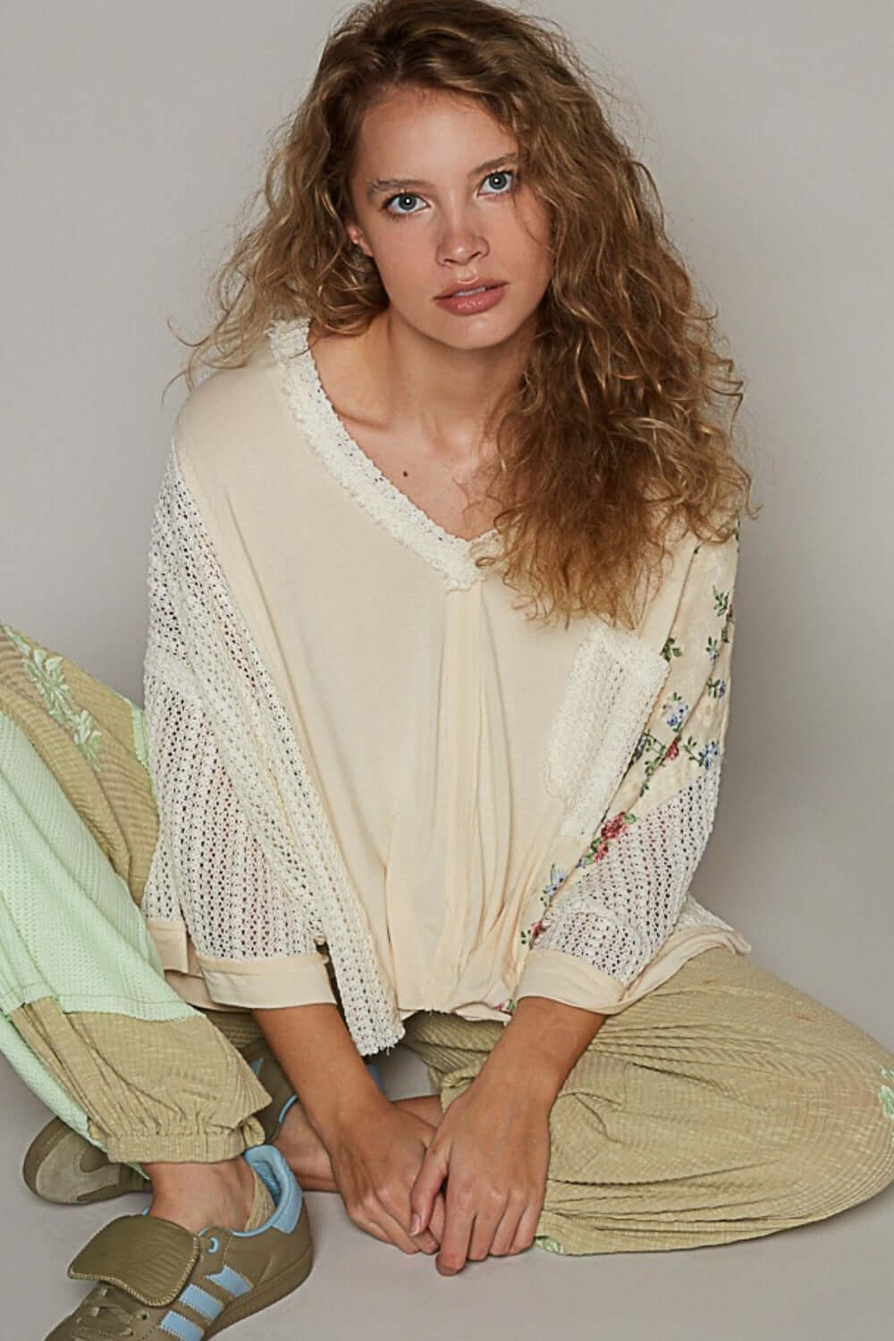 POL V-Neck Crochet Patch Top at Bella Road