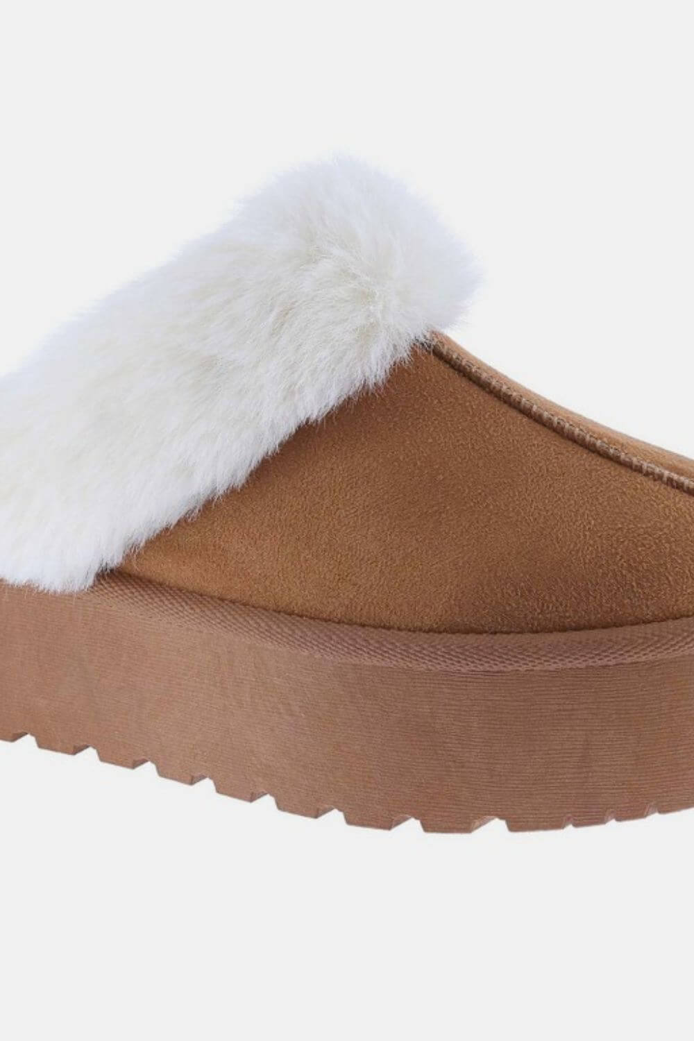 Cozy Weeboo Thick Bottom Fur Trim Snow Slippers in brown, featuring a plush white fur trim, perfect for warmth and comfort.