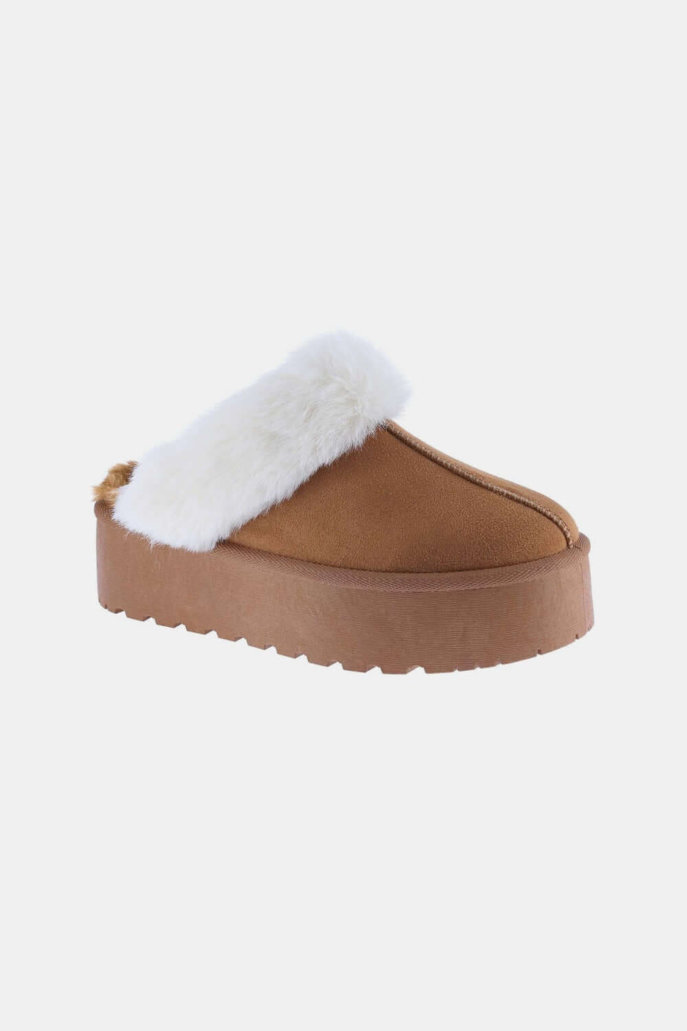 Cozy Weeboo thick bottom snow slipper with fur trim, perfect for warmth and comfort in cold weather.