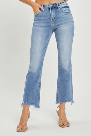 Trendy Risen Jeans frayed hem cropped straight jeans, perfect for a chic casual look, paired with stylish heels.